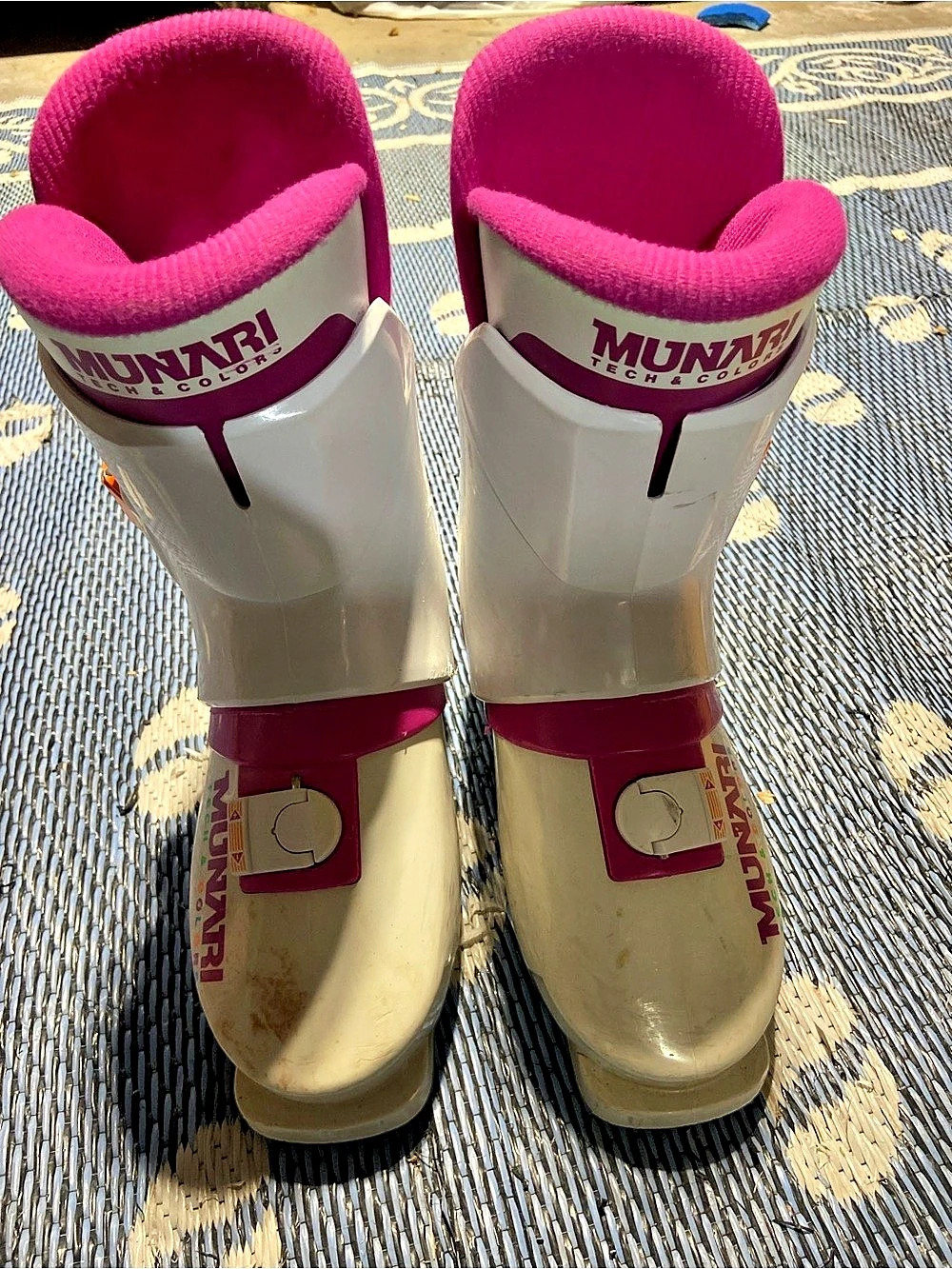 Vintage Munari "Tech & Colors" MR 28 Ski Boots